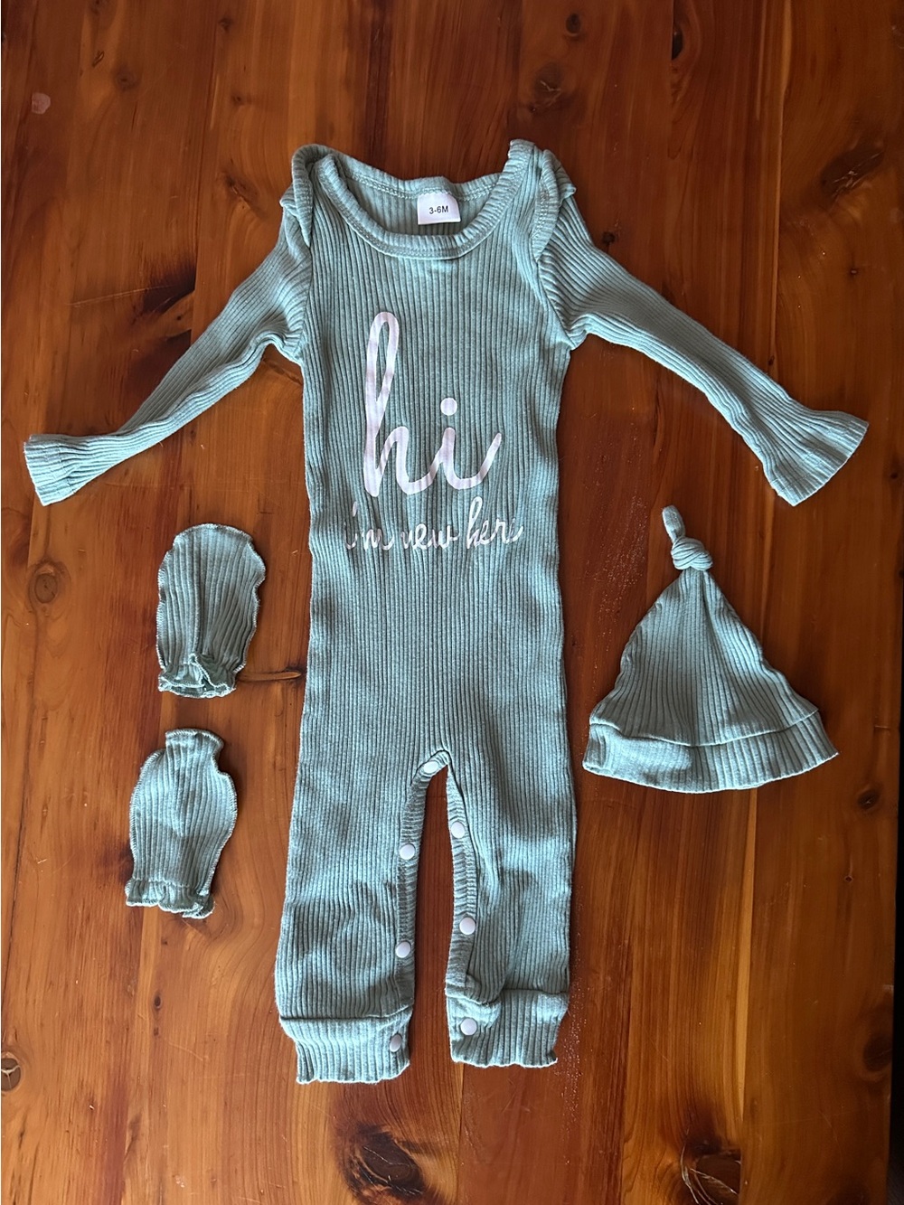 Baby Ribbed One-Piece Romper with Hat and Mittens